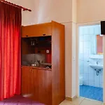 Apanema Πανσιόν