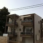 Πανσιόν Apanema 3*