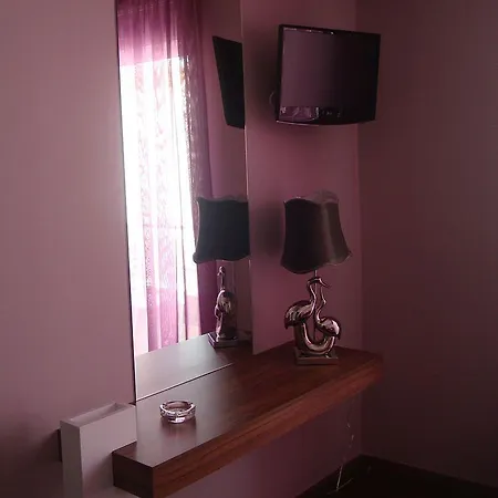 Πανσιόν Apanema 3*