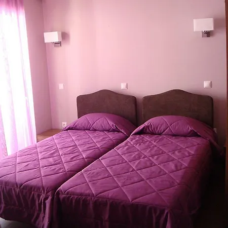 Apanema Pensión 3*