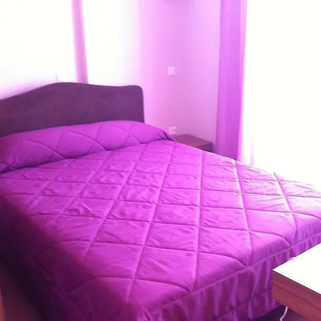 Pensión Apanema 3*