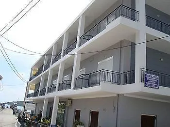 Apanema 3* Vivári